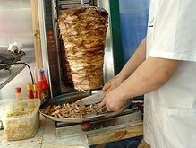 В Алуште мясо для шаурмы вымачивали в формалине