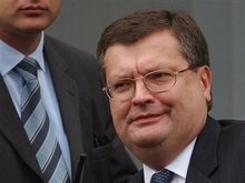 Ющенко назначил советника Януковича первым замом Богатыревой