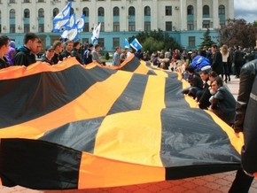 В Крыму развернули самую большую в мире Георгиевскую ленту