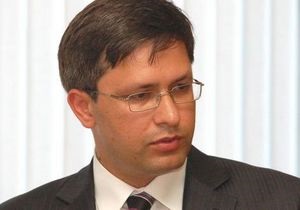 Облитый кислотой замгубернатора Киевской области подал в отставку