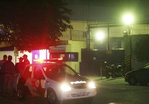 Бразильская полиция освободила девять заложников