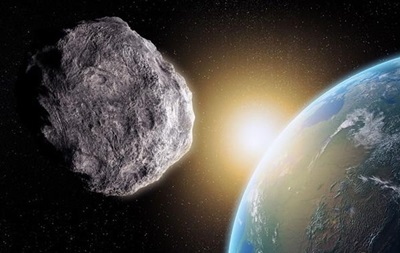 An asteroid the size of 10 buses is flying toward Earth