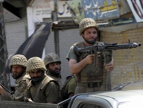 Армия Пакистана взяла под контроль главную базу талибов