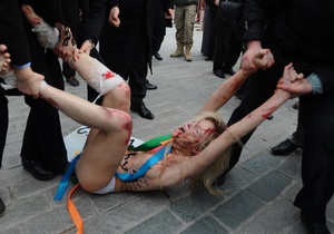Против FEMEN не будут возбуждать уголовное дело за топлес-акцию в Стамбуле