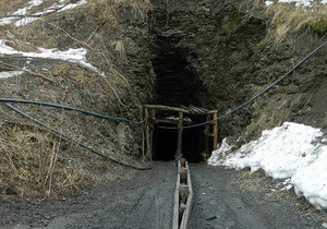 В Донецкой области милиция занялась ликвидацией обнаруженной журналистами нелегальной угольной шахты