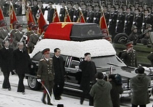 СМИ: Похороны Ким Чен Ира помогли проследить расклад сил в руководстве КНДР