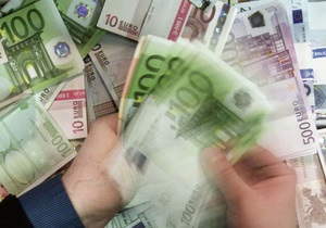 СМИ: Сотрудник представительства Еврокомиссии в Киеве пытался заполучить €3,2 млн