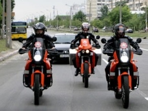 Киевская служба спасения пересела на мотоциклы