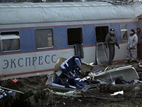 СМИ: Некоторые проводники Невского экспресса пережили предыдущую аварию такого же поезда
