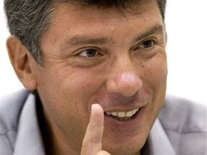 ОМОН обыскал типографию, где печатали агитационные листовки Немцова