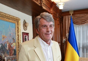 Тарасюк: Ющенко критикует Тимошенко, чтобы бесплатно жить на госдаче