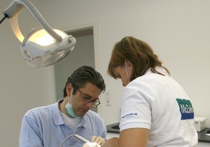 В Германии стоматолог отказалась лечить подростка по имени Джихад