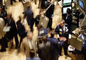 Американские биржи начали год серией ошибок