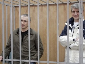 Суд продлил Ходорковскому и Лебедеву срок ареста еще на три месяца