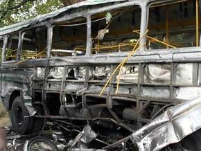 В Китае автобус сгорел дотла: 24 человека погибли, 42 ранены