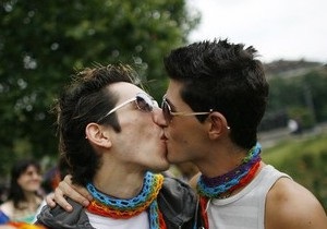 В Аргентине туристам из всех стран мира разрешили заключать однополые браки