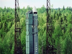 Российская ракета-носитель вывела на орбиту три военных спутника