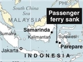 У берегов Индонезии продолжается спасательная операция