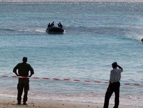 Власти Танзании сообщили об обнаружении в океане человеческих тел и обломков самолета
