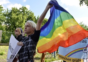 В Киеве на месте, где проходил гей-парад отслужили молебен