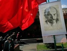Петербургские коммунисты поставили на счетчик тех, кто оскорбляет Ленина