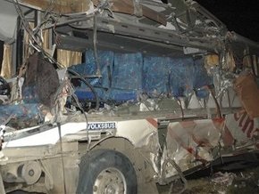 В Перу столкнулись два автобуса и грузовик: 14 человек погибли
