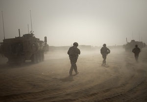 В Афганистане при нападении на колонну сил НАТО погибли десять военных