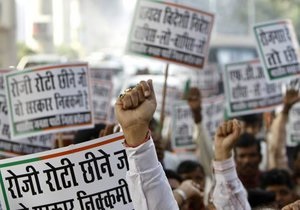 В Индии более 10 тысяч человек провели митинг против запуска АЭС