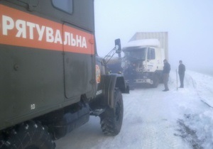 ДТП с участием 13 автомобилей произошло на трассе Киев-Одесса