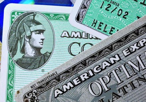 Правительство США подало в суд иск против  American Express