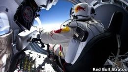 Австриец совершит рекордный прыжок из стратосферы
