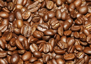 Кофе рекордно подорожал из-за опасений сокращений поставок