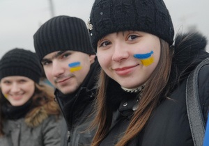 Опрос: В Украине сократилось число счастливых людей