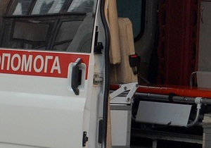 В Черкасской области легковой автомобиль врезался в грузовик, один человек погиб, трое травмированы