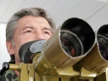 Ющенко объяснил, почему переход на контрактную армию является невыполнимым