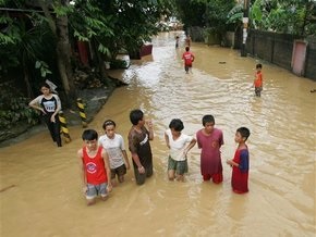 Жертвами наводнения на Филиппинах стали 140 человек