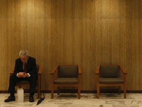 Безработица в США достигла рекордного за четверть века уровня