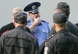В Одессе трое вооруженных грабителей похитили в почтовом отделении около 100 тыс. гривен