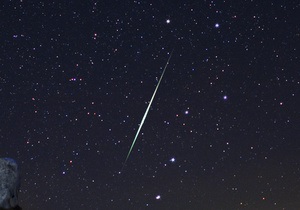 Жители Северного полушария наблюдали звездный дождь: в час падало до 100 метеоритов