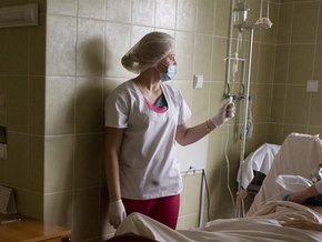 Киевские медики еще не получили зарплаты за период карантина