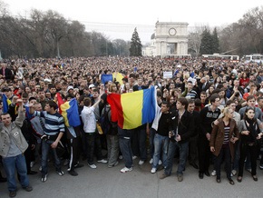 Евросоюз обеспокоен готовностью Румынии предоставить гражданство миллиону молдаван