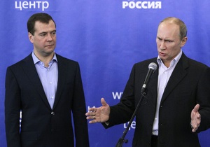 Reuters: Twitter Медведева обложил матом его критиков