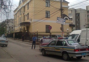 СМИ: В Симферополе  заминировали  российское консульство