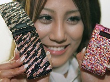 В Японии создан телефон стоимостью 65 тысяч евро