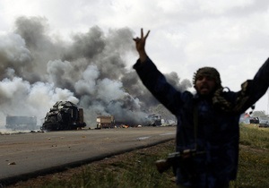 В пригороде Триполи прогремели новые взрывы: горит военный радар (обновлено)