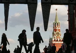 DW: Кремль торопится назначить губернаторов до выборов