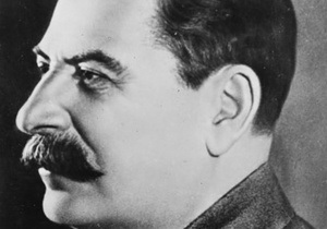 Внук Сталина подал в суд на радиостанцию Эхо Москвы