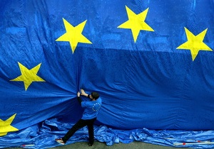 Европа без барьеров: Посольства ЕС завышают требования к украинцам при выдаче виз