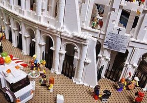 Австралийцы собрали копию римского Колизея из Lego