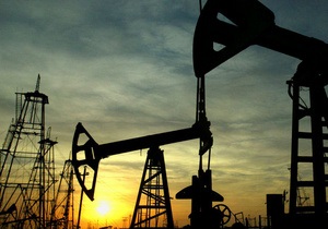 Мировые цены на нефть незначительно снизились